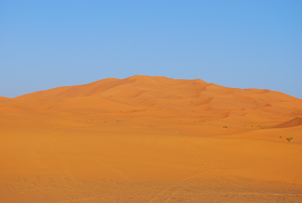 Merzouga — dunes dorées de l'Erg Chebbi